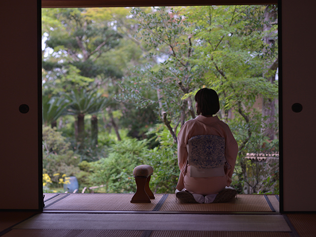 貸切の臥龍山荘にて朝食をどうぞ
