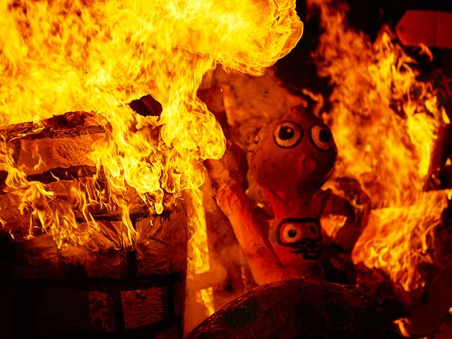 春を告げる「バレンシアの火祭り」と 地中海の楽園マヨルカ島 | 株式会社グローバル
