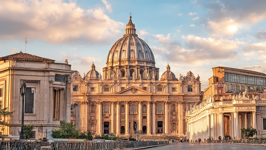 少人数の旅 ブティックツアー> ビジネスクラス利用 バチカンの秘密に